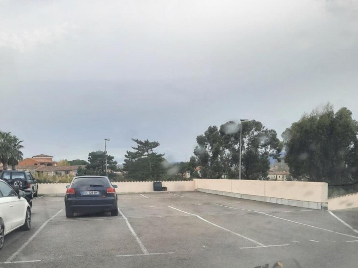 Marina Bella Apartman Cogolin Kültér fotó